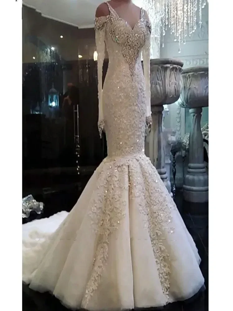 Customized Well Design Heavy Crystals Beads Wedding Dress Spaghetti Strap Lace Appliques Long Sleeve Mermaid Bridal Gowns