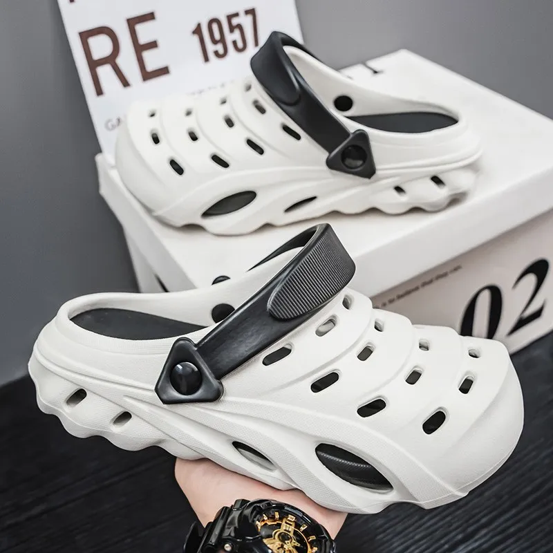 

2025 Fashion Men's Outdoor Sandals Summer Beach Shoes Thick Bottom Hollow-Out Outdoor Slippers Breathable Slip-On Water Shoes