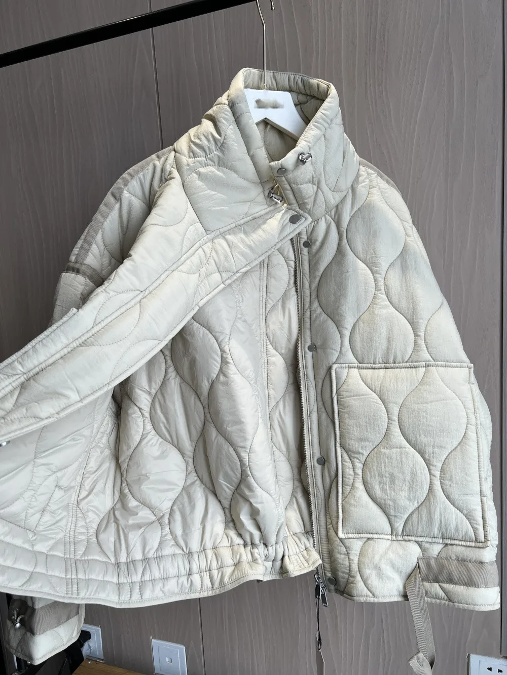 Za Quilted Coat for Women 2024 New Beige Drawstring Vintage Stand Neck Pocket Zipper Casual Female Outerwear