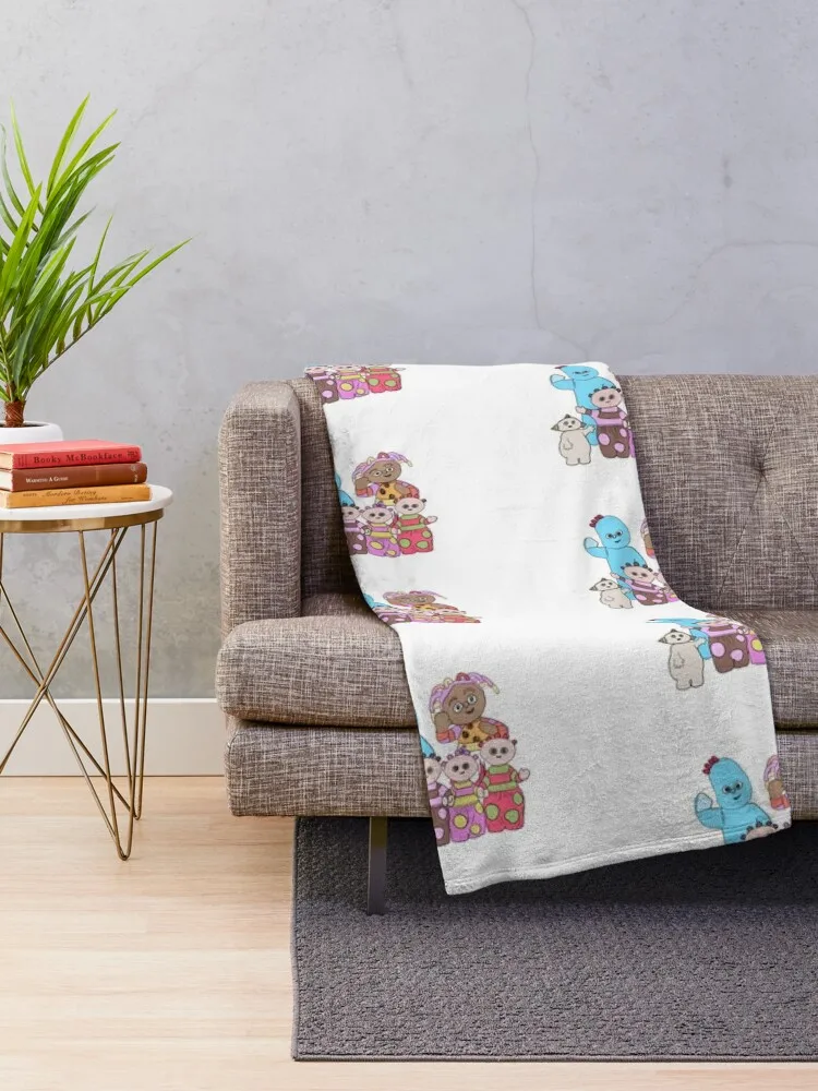 Iggle piggle , upsy daisy, Makka Pakka Throw Blanket for sofa halloween Tourist Blankets