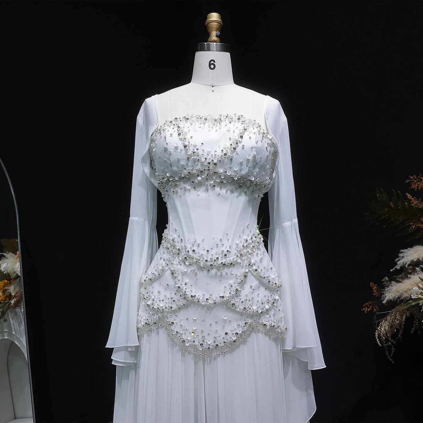 Sharon Said Elegantes Weißes Zweiteiliges Abendkleid mit Futter aus Chiffon mit Jacke, ausgestellten Ärmeln, Luxus SS286, maßgeschneidert – Detail 5