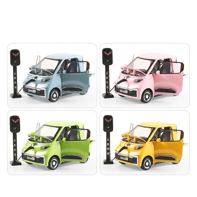 Wuling Nano EV シミュレート合金ダイキャストカーモデル、コレクションディスプレイ、大人子供ギフト、サウンドライト、1:18
