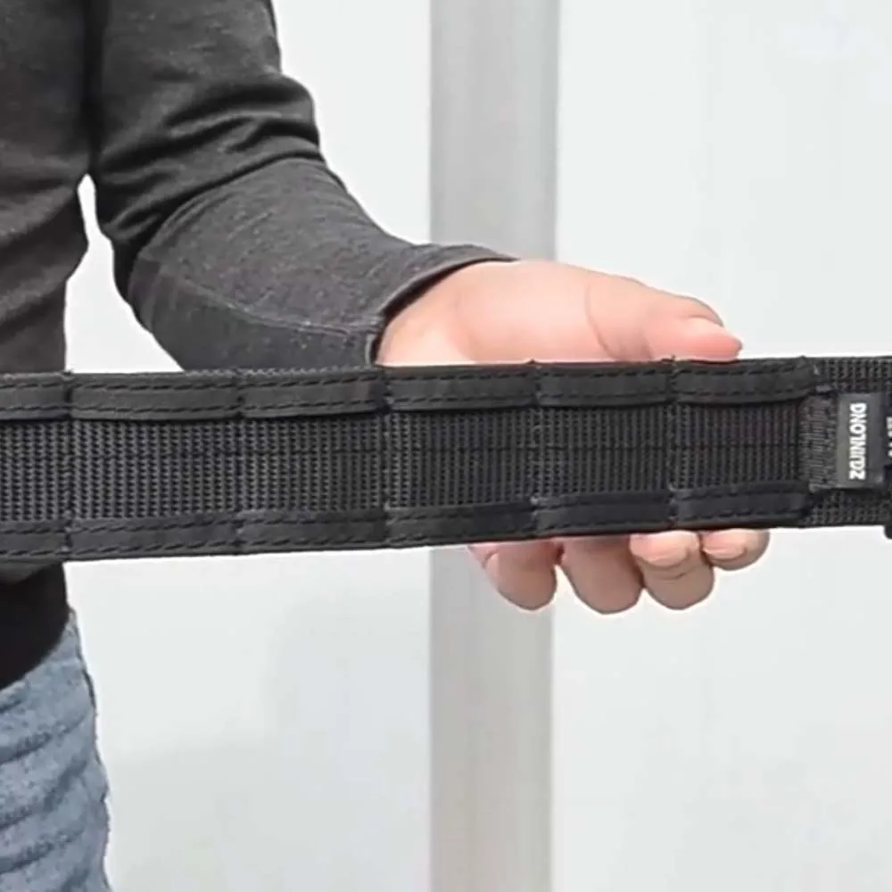 

Классический регулируемый мужской нейлоновый ремень 2-в-1 с двусторонней пряжкой из сплава и прочной текстурной липучкой ‌ Ремень-пояс для кемпинга