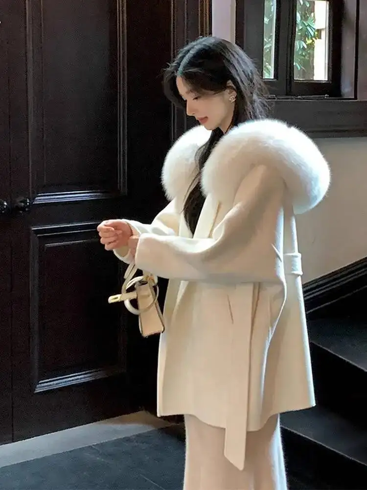 

White Double-Sided Cape Coat Women's 2026 Autumn Winter New High-End Feeling Hooded Fur Woolen Outerwear