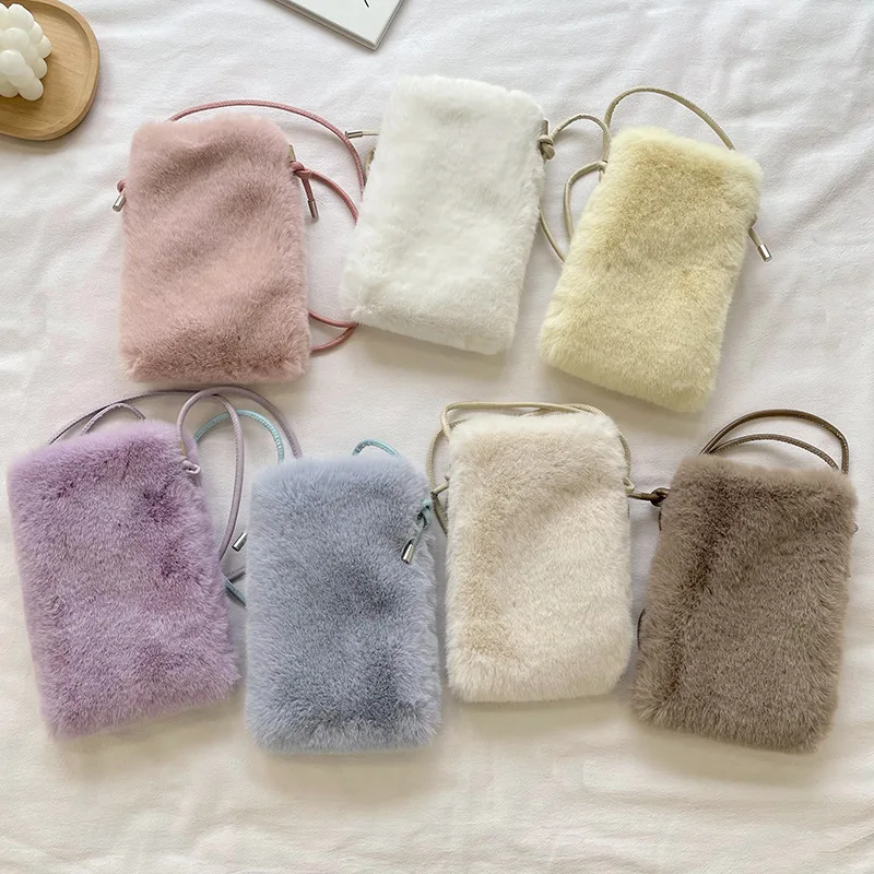 Girls Plush Purses and Handbags Fashion Crossbody Bags for Women Small Coin Wallet Handbag Ladies Phone Purse Shoulder Bag