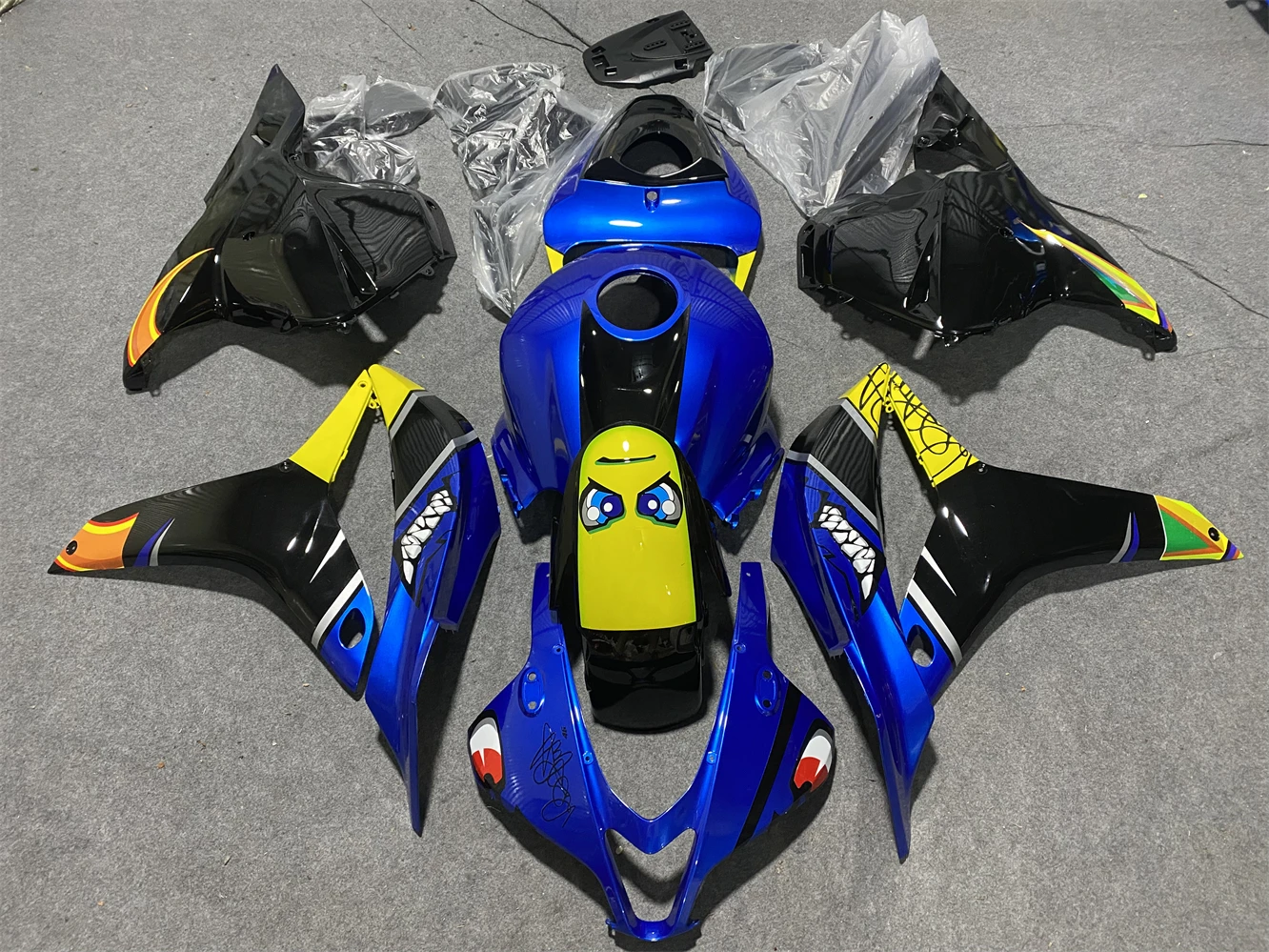 Ensembles de kit de travail de carénages de moto, ABS peint, moule d'injection, tambours en plastique, HONDA CBR 600RR, CBR600RR