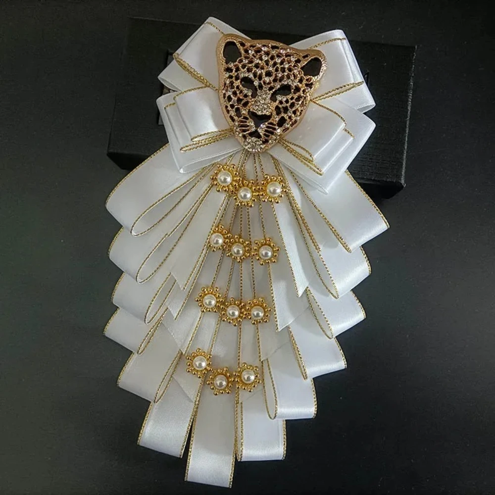 

Original Design Brooch Men's Rhinestone Leopard Head Bow Tie Handmade Jewelry Gifts for Men Women High-end Wedding Collar Flower