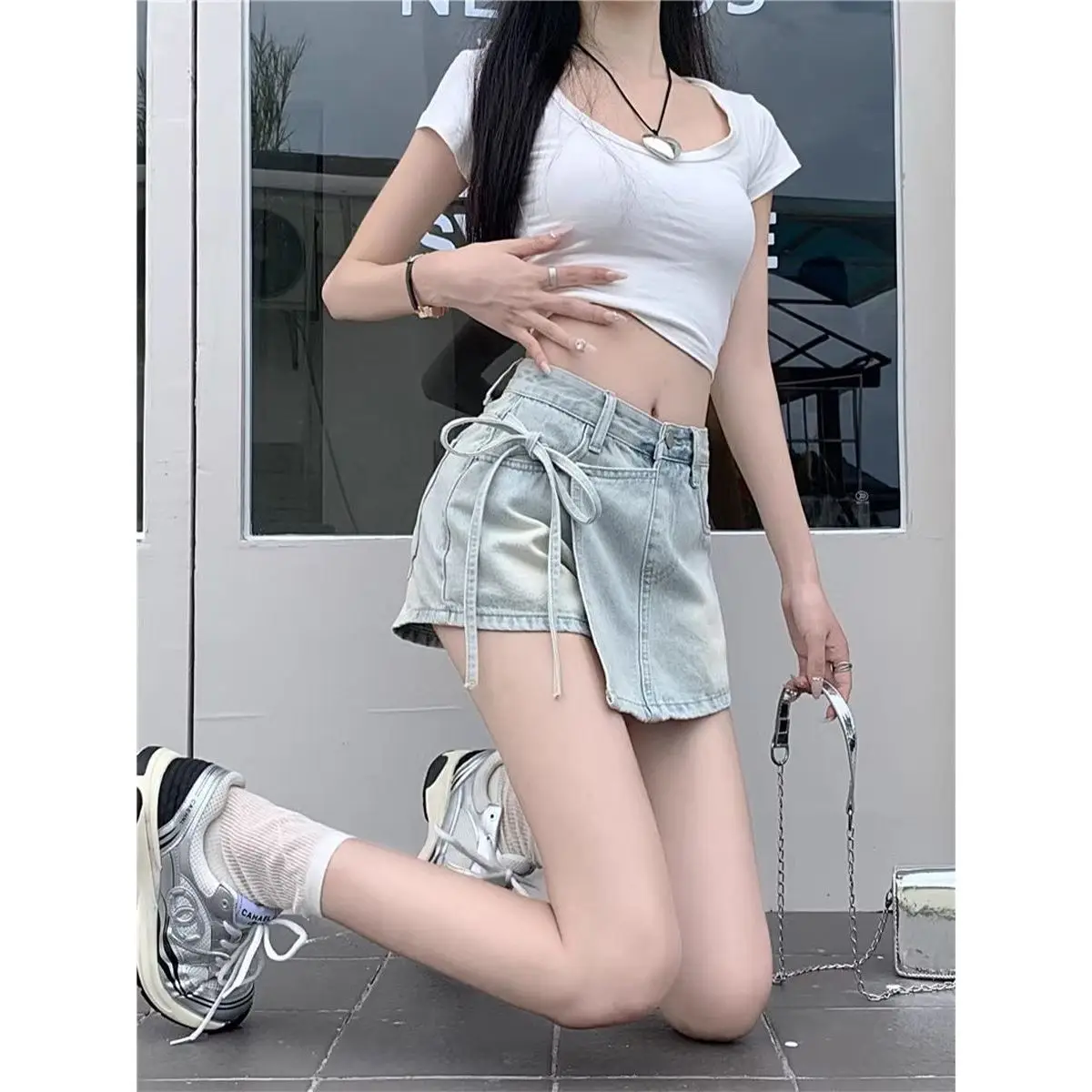 

Vintage Distred Denim Skirt High Waist Slim A-Line Irregular ort Skirt for Women Spring Summer Ultra Thin Bla