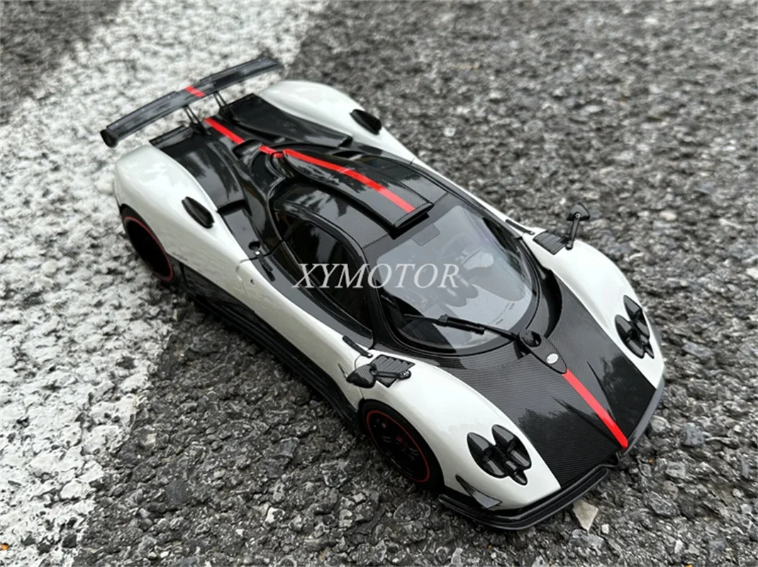 

Почти настоящий 1/18 для Pagani Zonda Cinque Coupe 2009, оранжевый/белый литой под давлением модель автомобиля, игрушки, подарки, коллекция украшений для хобби