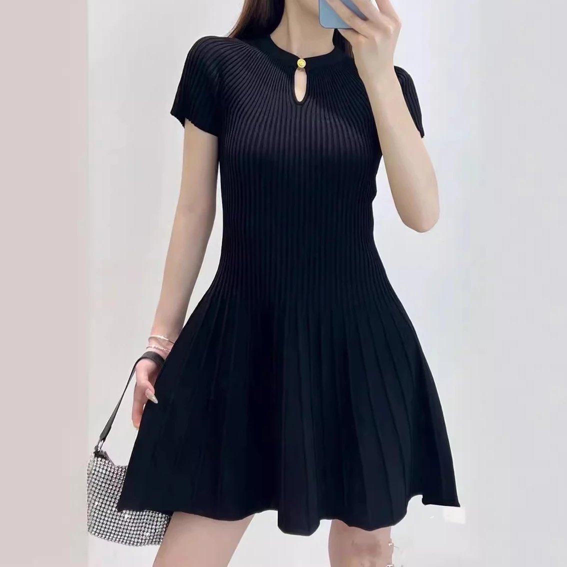 

Women's slim fit knitted dress short sleeve high waist summer simple mini dress