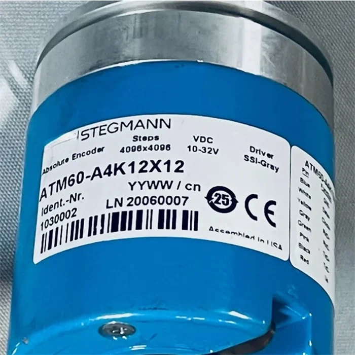 Encoder Stegmann ATM60-A4K12X12 nuovissimo e originale NLS 1030002 , 10-32V