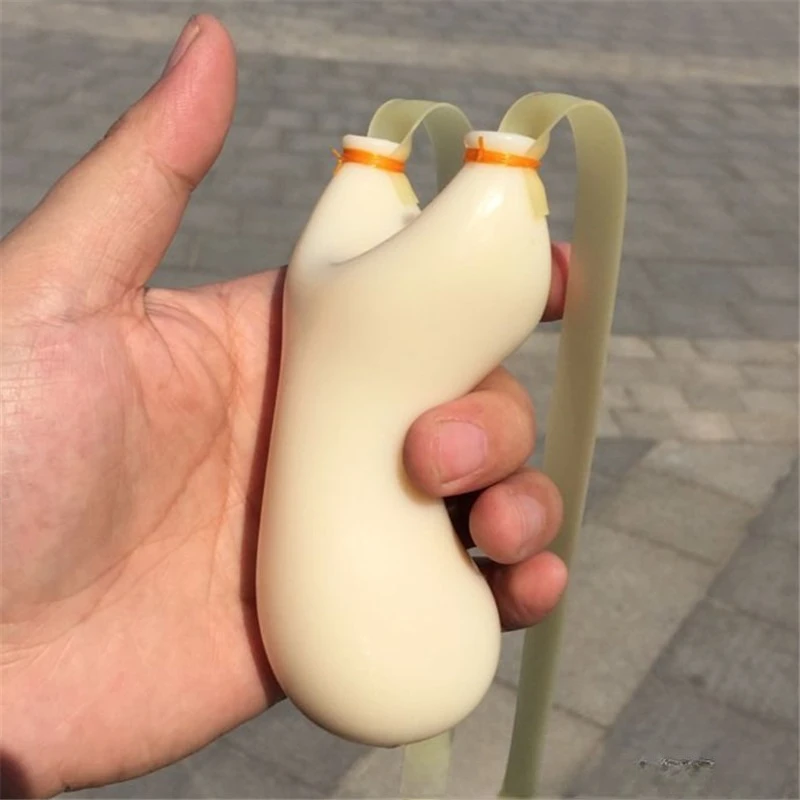 Fat Flying Tiger Flat Slingshot Plastic Outdoor Competitive Precision Slingshot Reverse Flying Tiger Toy