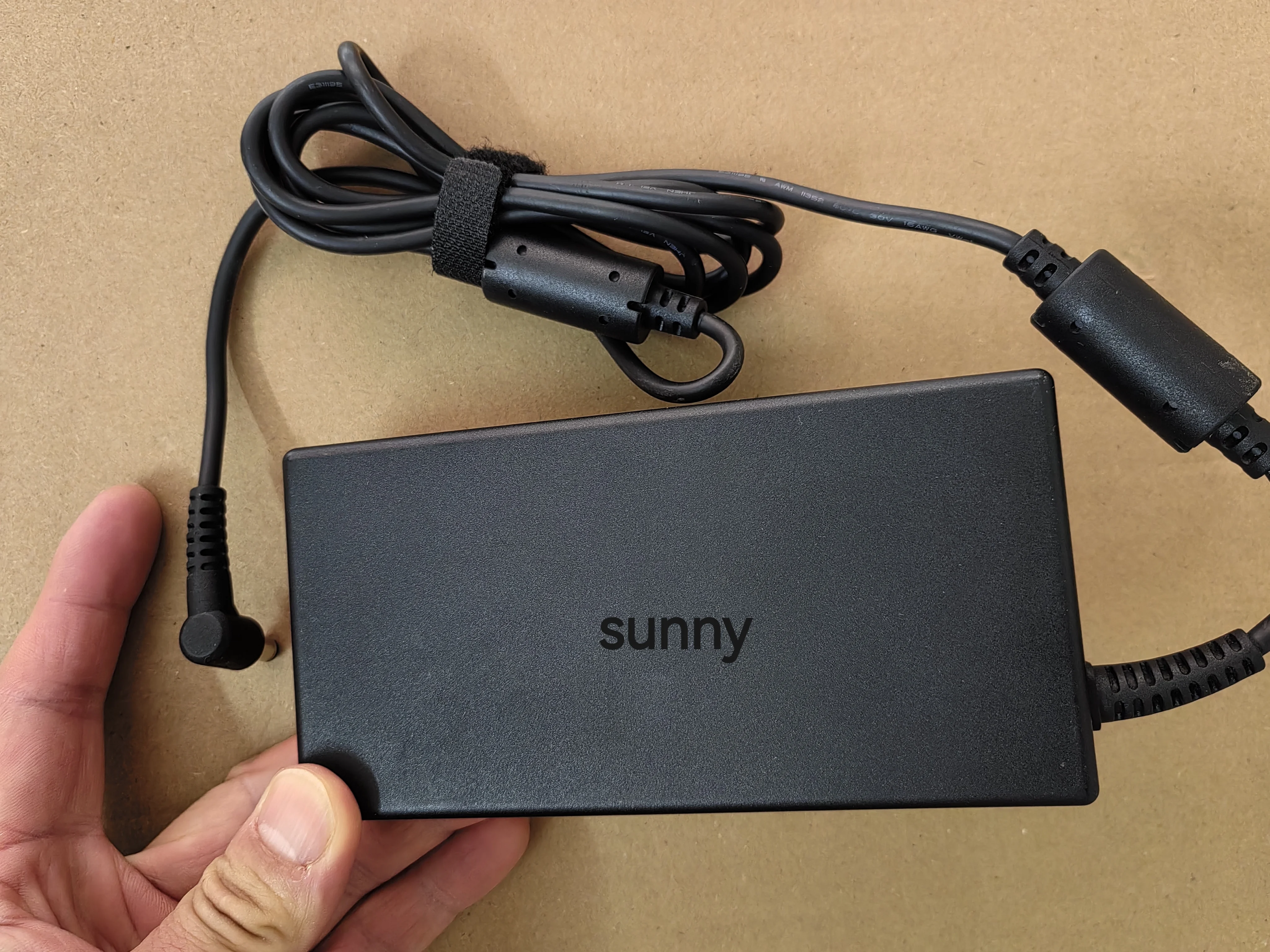 Original Slim LITEON 20V 9A PA-1181-76 5.5mm*2.5mm 180W For System76 Gazelle (gaze17) i7-127000H RTX3060 Laptop AC Adapter