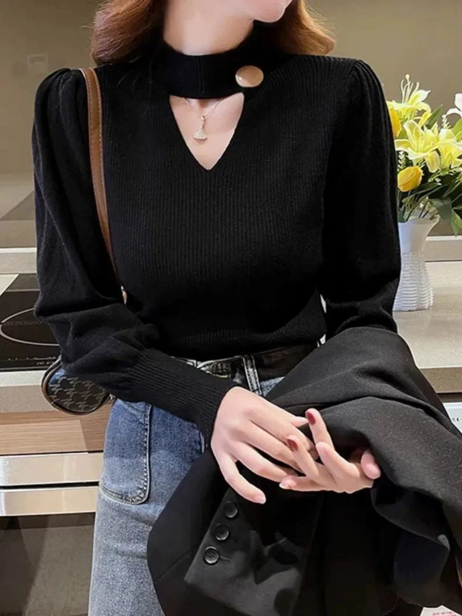 maglione-da-donna-a-collo-alto-ispessito-nuovo-stile-autunno-inverno-set-due-pezzi-alla-moda-e-snellente-con-dettagli-a-foro
