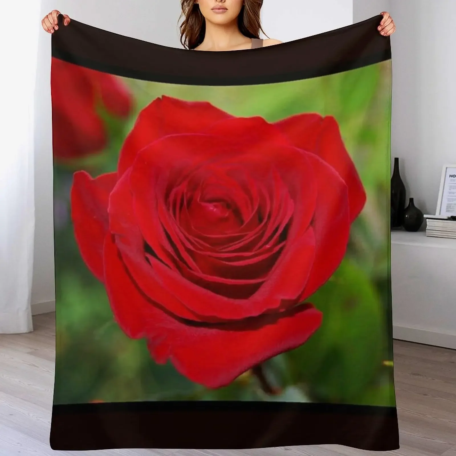

Red rose Throw Blanket Luxurious Soft Fuzzy Blanket for Sofa Bed