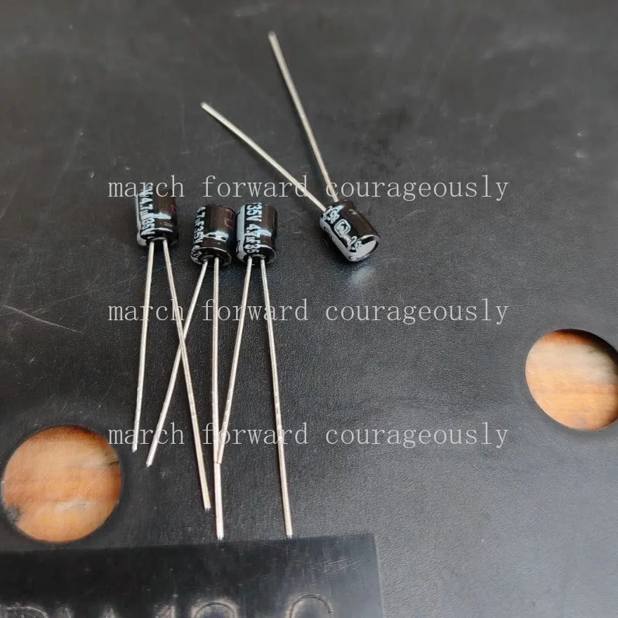 100pcs 35V 4.7UF for Panasonic  Nichicon  4X5 Small Portable Audio Capacitor