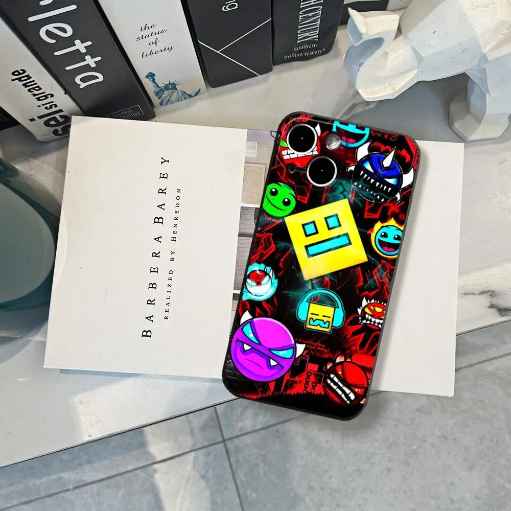 Geometry Dash GD Phone Case FOR IPhone 15promax 14 11 12 Pro 8 7 15 Plus 13 Pro MAX XR XS MINI Black Soft Covers