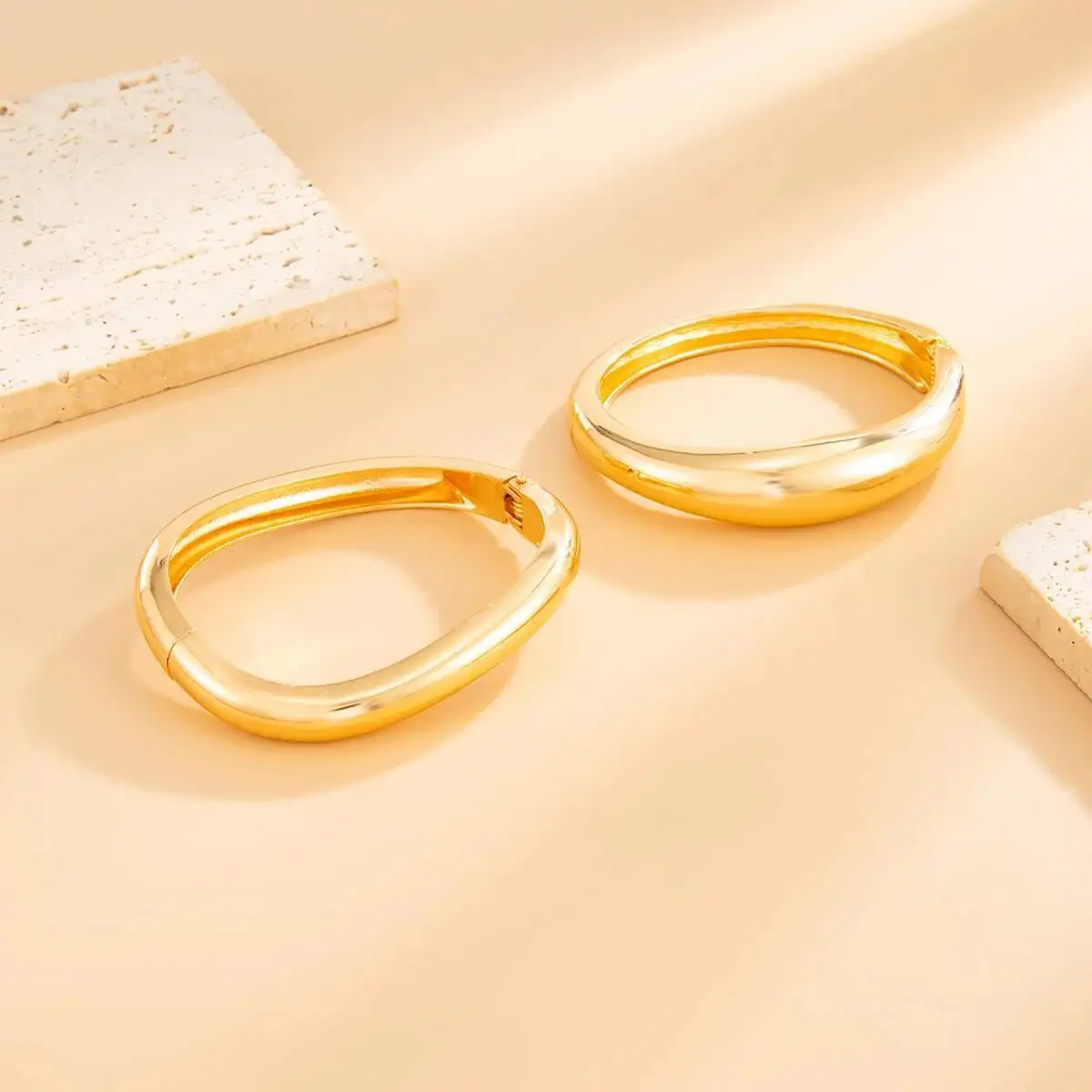 SHIXIN Minimalist Irregular Smooth Metal Open Bangle for Women Hip Hop Geometric Gold Color Stacked Bracelet New Trendy Jewelry