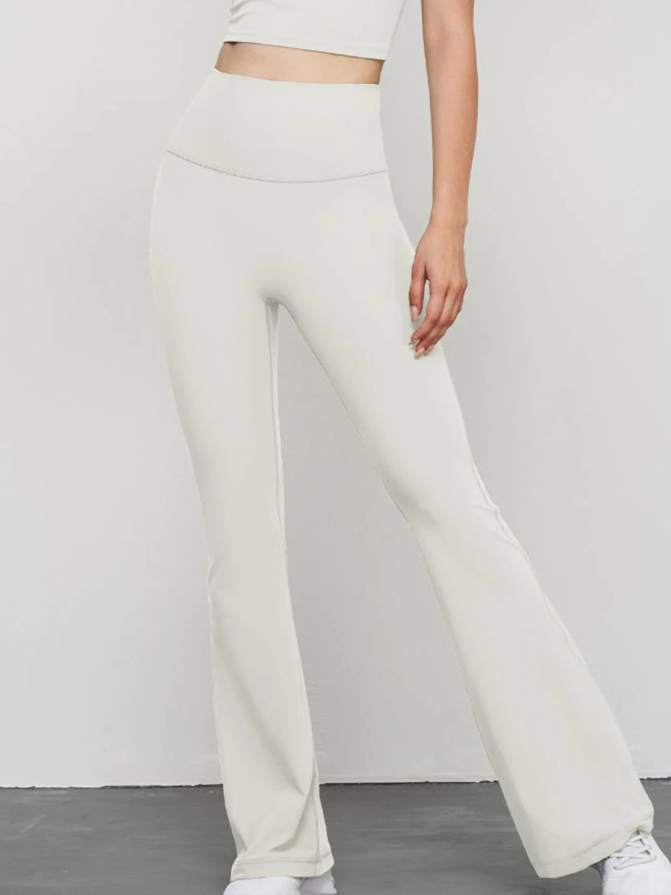 Women's micro-flare yoga pants, hip-lifting sports pants, fitness high-waisted wide-leg pants, and tight flare pants