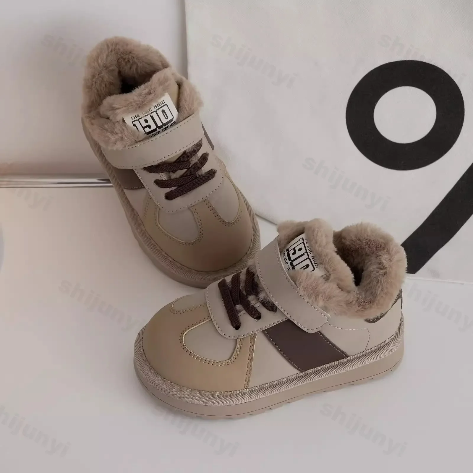 Winter Snow Boots for Children 2024 New Trend Fashion Teenager Girl\'s Cotton Shoes Thick Warm Faux Fur Fashion Plush Boots