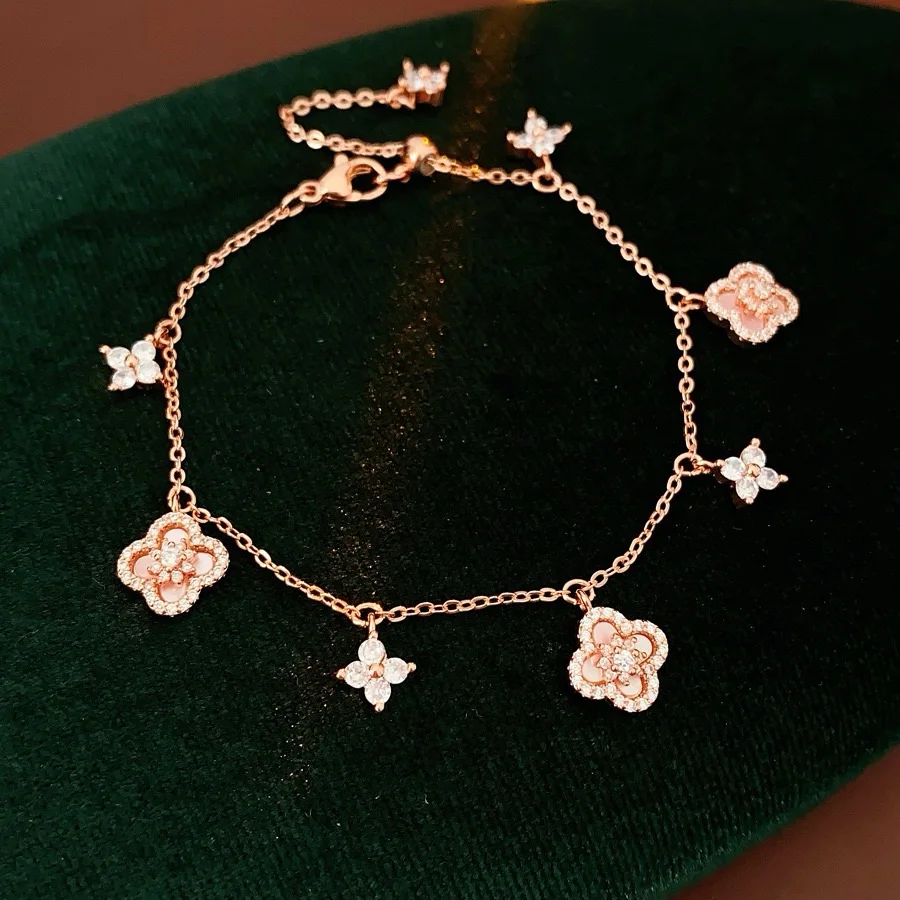 

French Vintage Style Zircon Turquoise Four-Leaf Clover Bracelet Versatile Sweet Luxurious Exquisite Jewelry Accessory