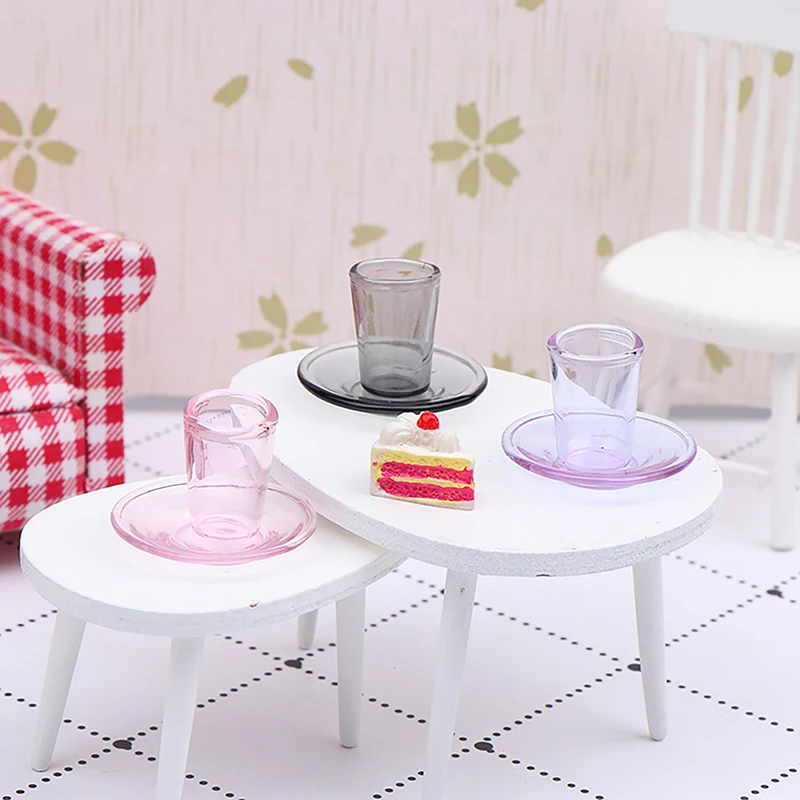 Mini taza de cristal con plato para casa de muñecas, juego de té de cocina, decoración, accesorios para casa de muñecas, juguete de juego de simulación para niños, 1/12