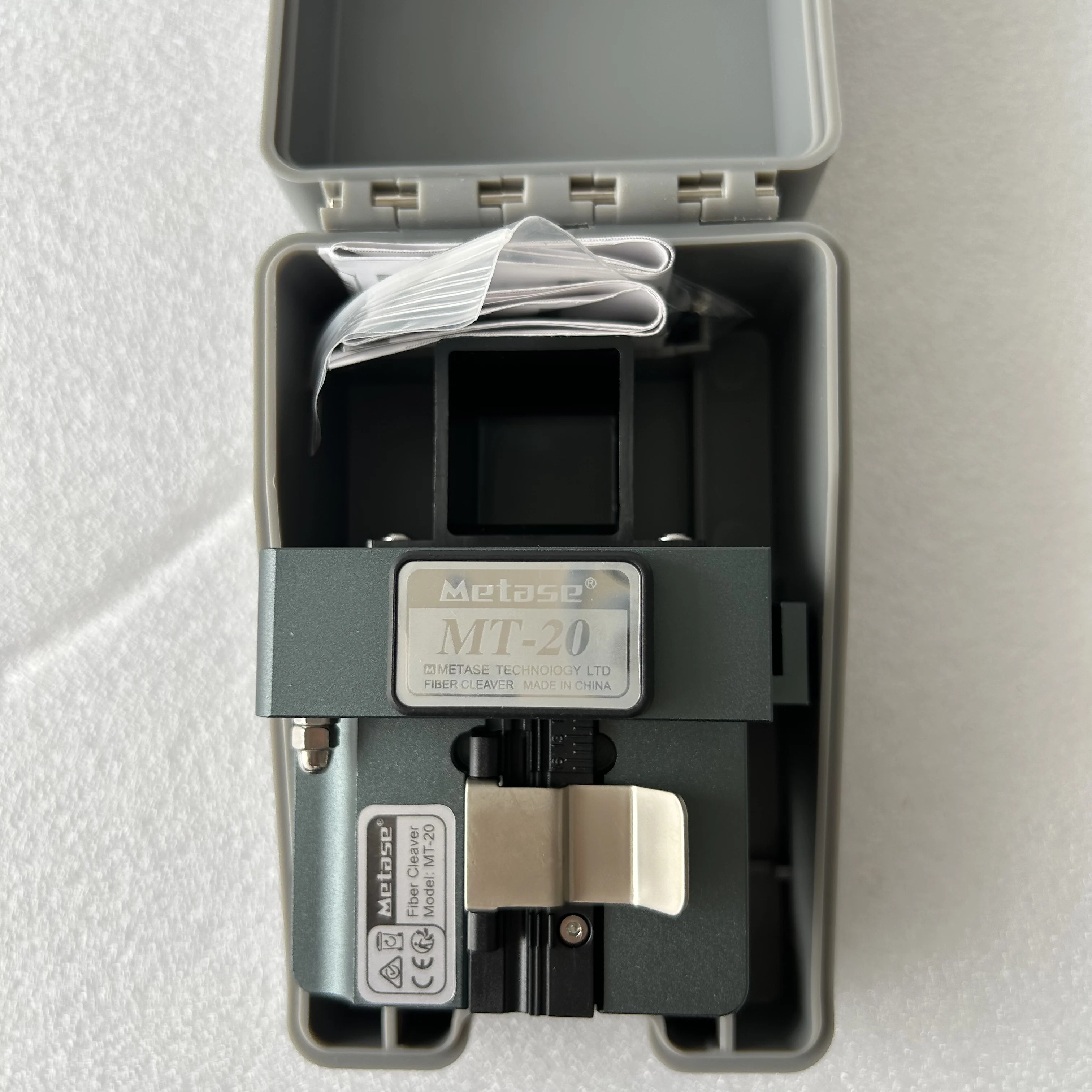 mt-20-high-precision-optical-fiber-cleaver-fiber-cutting-knife-ftth-fiber-optic-tools-cutter