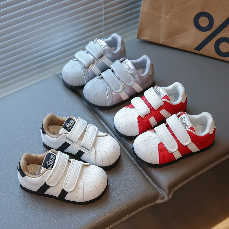 

Новинка 2023 года, детские кроссовки, одинарные туфли для мальчиков и девочек, сезонная дышащая детская тренировочная обувь, обувь для мальчиков