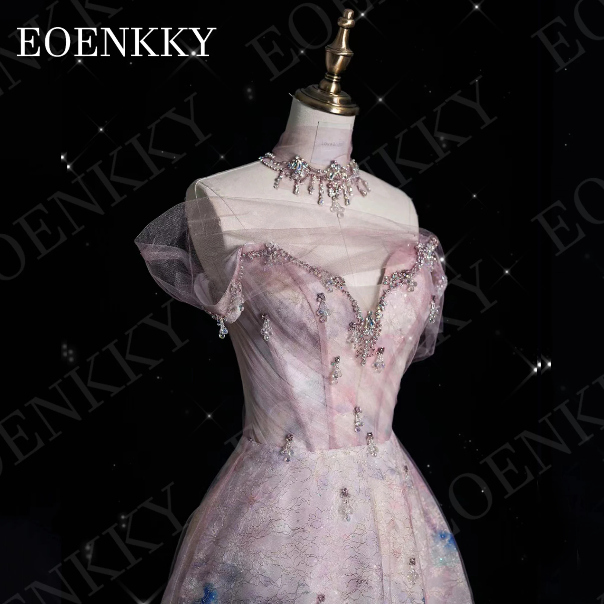 EOENKKY Prom Jurken 2024 Luxe Gown Dubai A Line Crystal Tulle Graduation Jurk met afneembare Train Strapless V-hals Vrouw Prom Jurken 2024 Luxe Jurk Dubai A Lijn Crystal Tule Graduatie Jurk met Afneembare Trein Straple