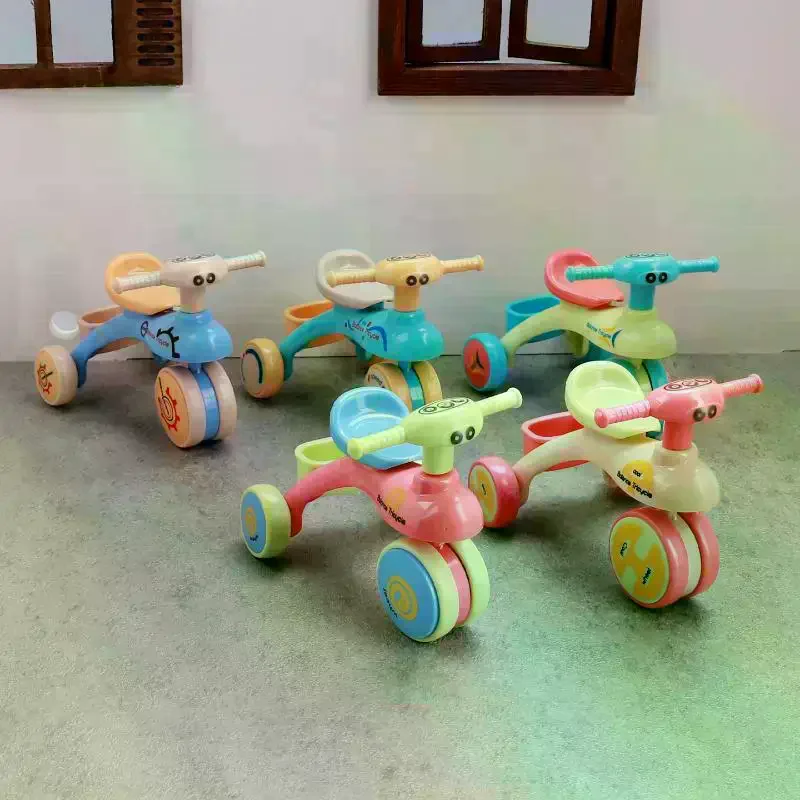 

1Pcs Dollhouse Mini Tricycle Simulation Small Bike Model Toys Miniature Home Scene Ornament Doll House Accessories