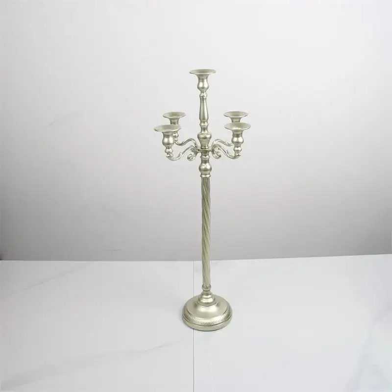 Metalen Kandelaar voor Bruiloft Tafeldecoratie Kandelaar Goud Wit Zilver 5 Armen 63 cm 73 cm 89 cm
