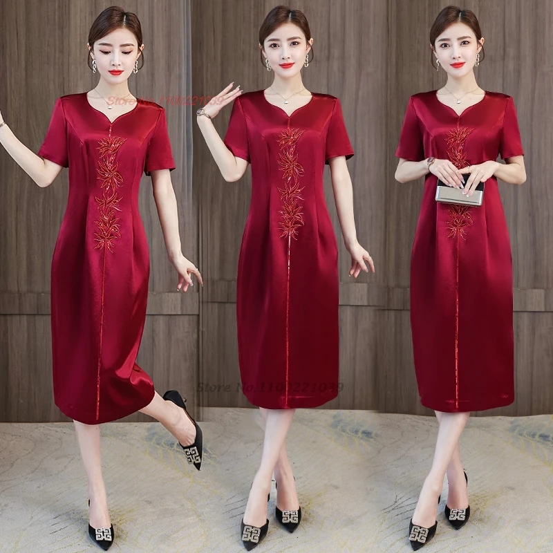 

2025 chinese improved qipao wedding dress cheongsam national flower embroidery satin qipao banquet evening dress qipao vestido