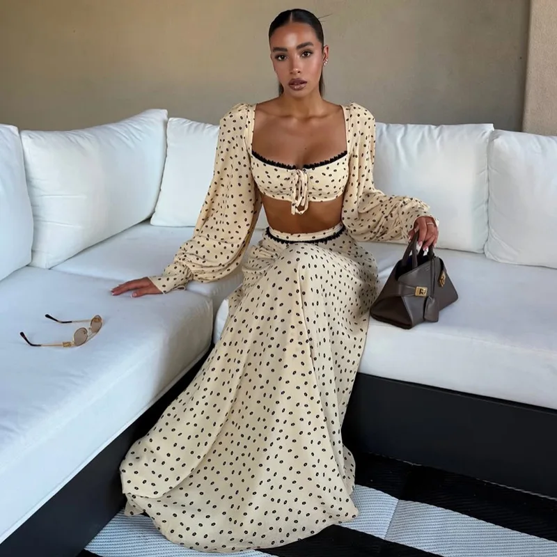 

Siren Chic 2026 Polka Dot 2 Piece Outfit Square Neck Puff Sleeve Maxi Flared Skirt Set Sweet Hot Vacation Beach Matching Set