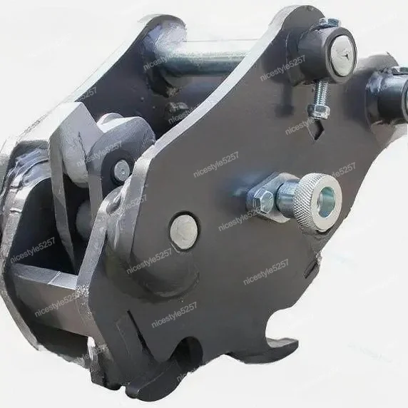 Small Excavator Quick Change Joint To Replace A Variety of Attachments Fast, Convenient and Efficient