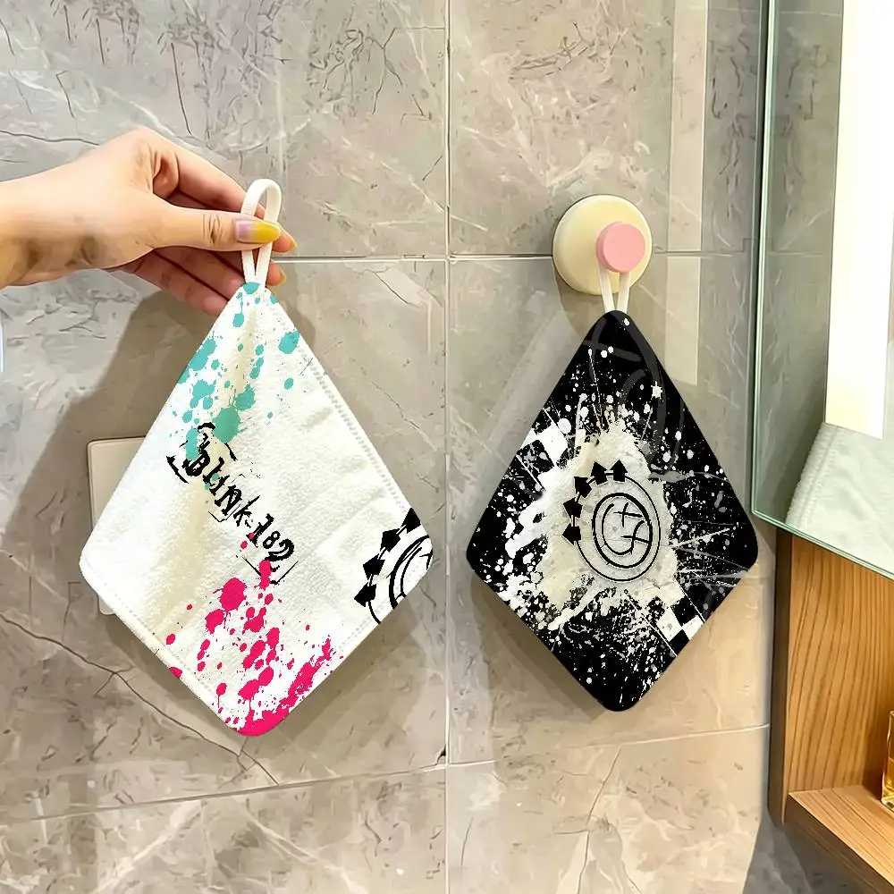 B-BLINK-182 Hanging Style Hand Wiping Towel, Polyester Cotton, Anti-fade for Indoor Kitchen Living Room