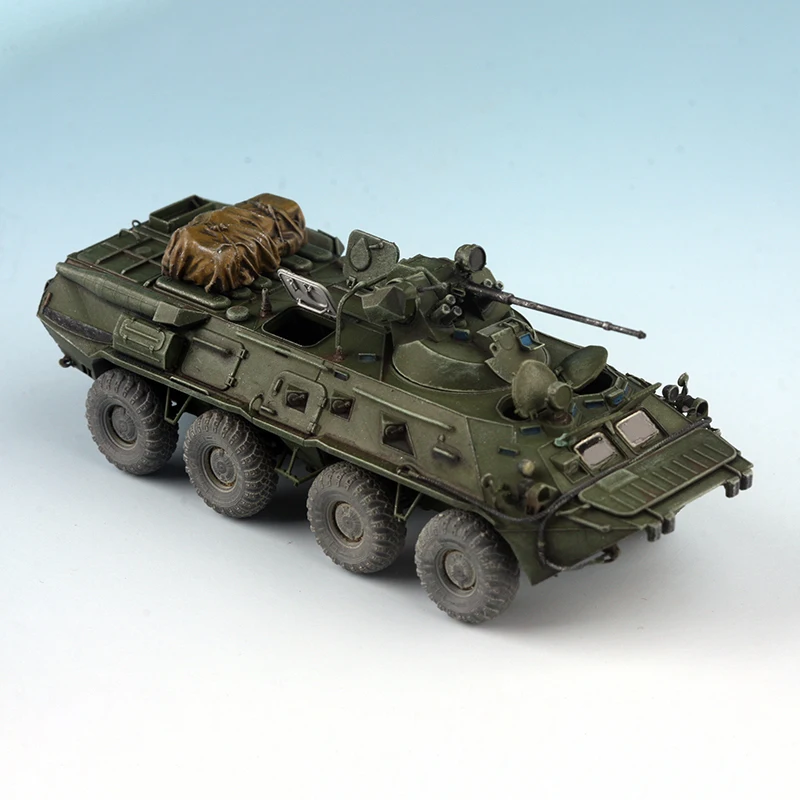 AM 1:72 Scale Plastic Russian BTR-80A BTR80 Armored Vehicle Model Adult Toys Cars Classics Gifts Souvenir Static Display