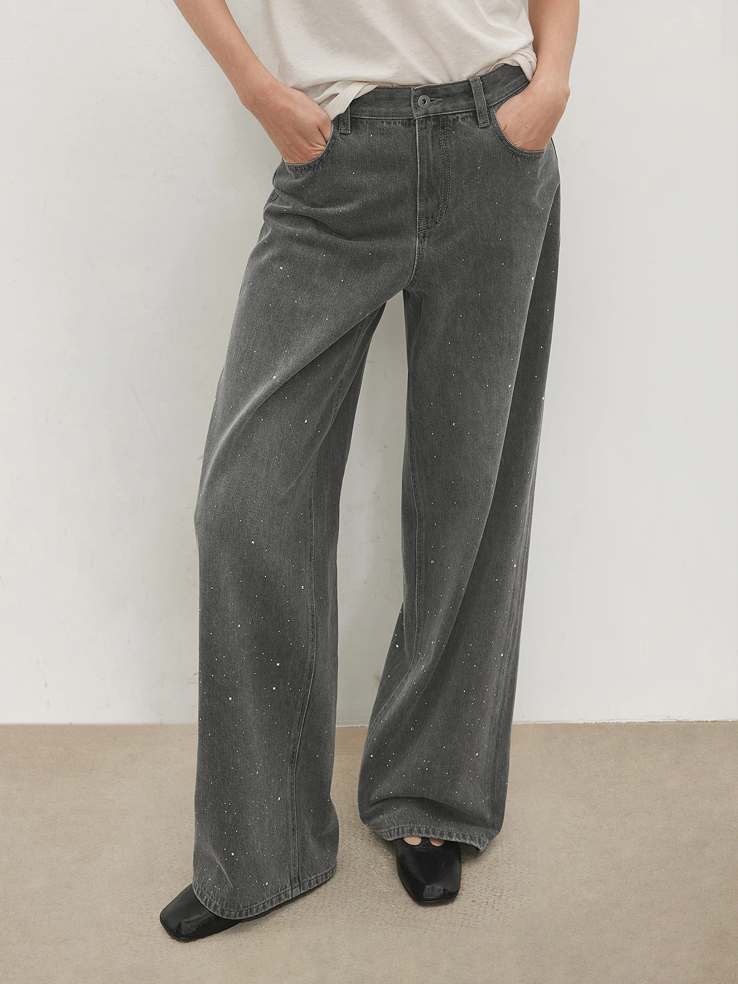 

Элитные джинсы Chicjoc Diamond: винтажные, прямые, из 100% хлопкового денима, с люксовым блеском и градиентным эффектом, с аппликацией на талии