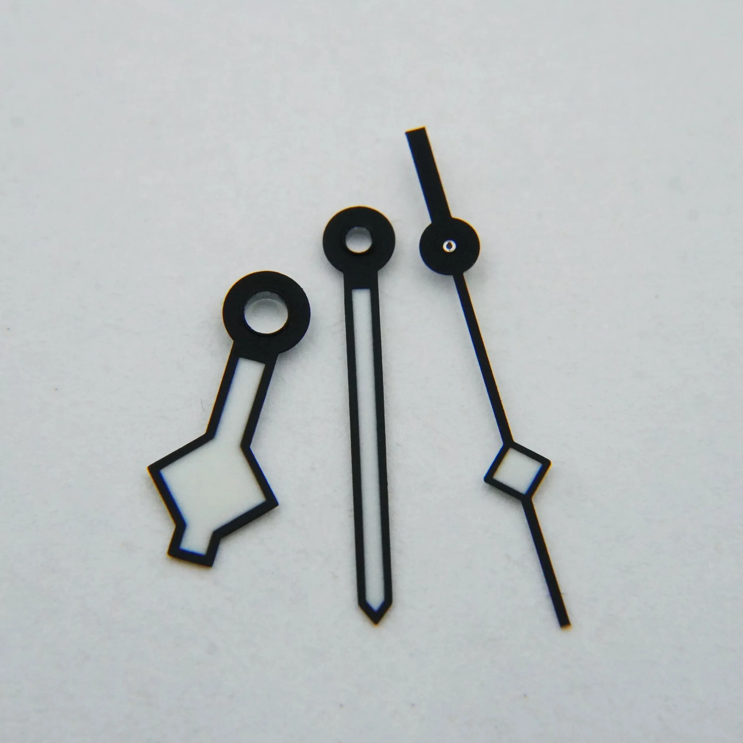 

Adapt Tud orWatch Hands Snowflake Hands Fit 2824 Movement High-tube pins Green Luminous Watch Pointers 9.25x3.95x14mm
