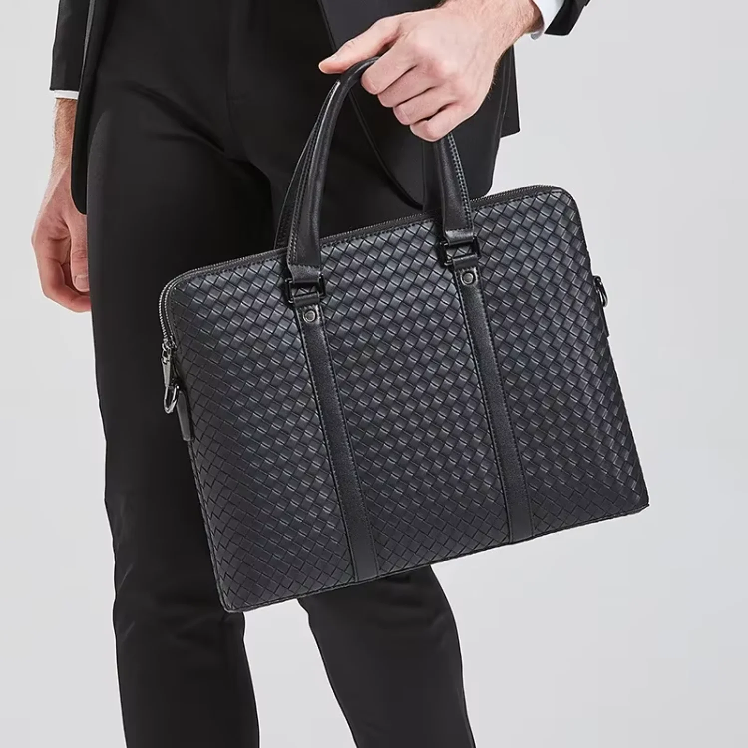 Men's business paper bag, single laptop bag, shoulder cross body woven casual shoulder handbag note