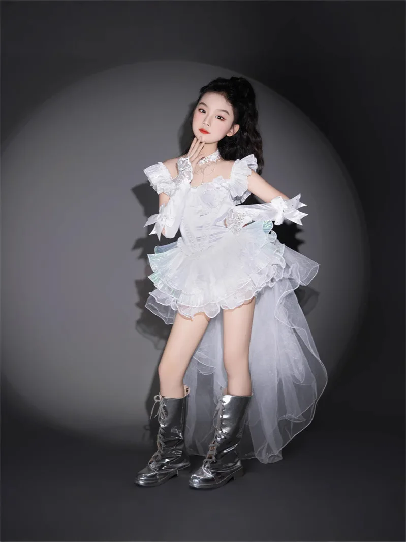 

Princess style T-stage girl group show dress white Peng Peng silk belt with tail love beans Lolita flower wedding birthday styli