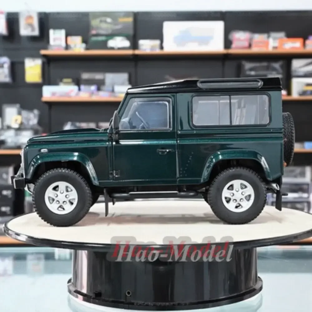 KYOSHO 1/18 For Defender90 LANDROVER Alloy Metal Model Car Diecast Simulation Toys Boys Birthday Gifts Hobby Display Ornaments