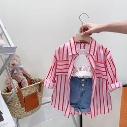 Conjuntos de ropa para niños, camisa de manga larga a rayas, chaleco con estampado de monograma y pantalones cortos Vaqueros, ropa de 3 piezas para niños y niñas de 3 a 7 años