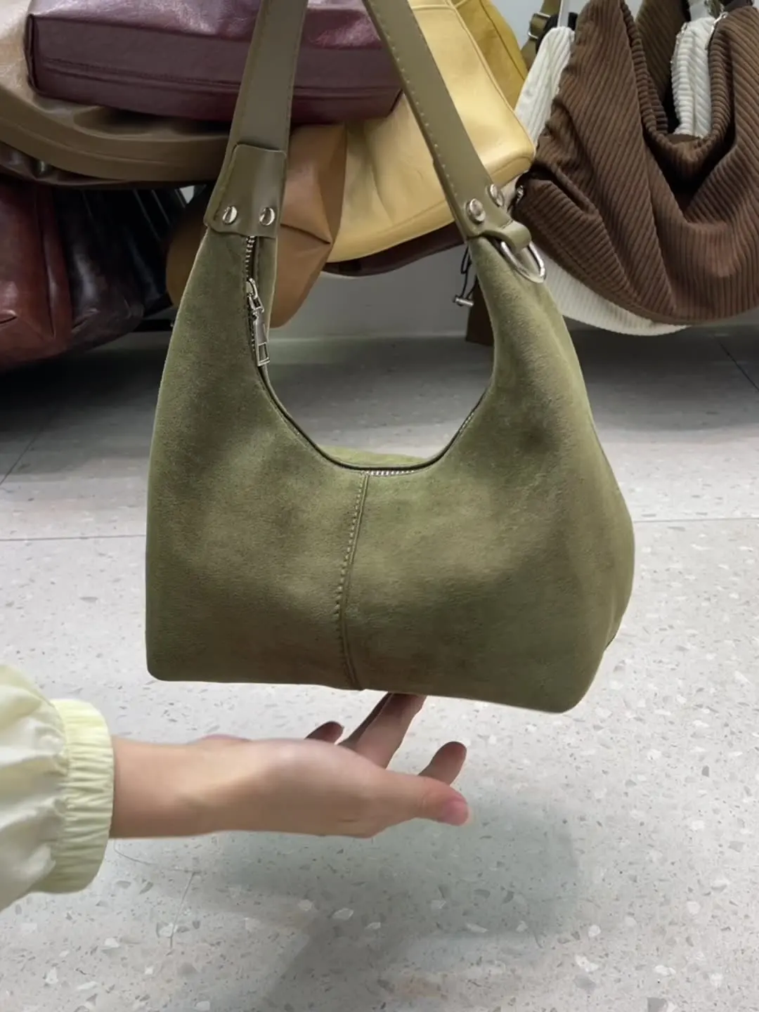 

Elegant Handbag Suede Hobo Bag Luxury Brand Same Style Single Shoulder Crossbody Bag Pu Leather Purse
