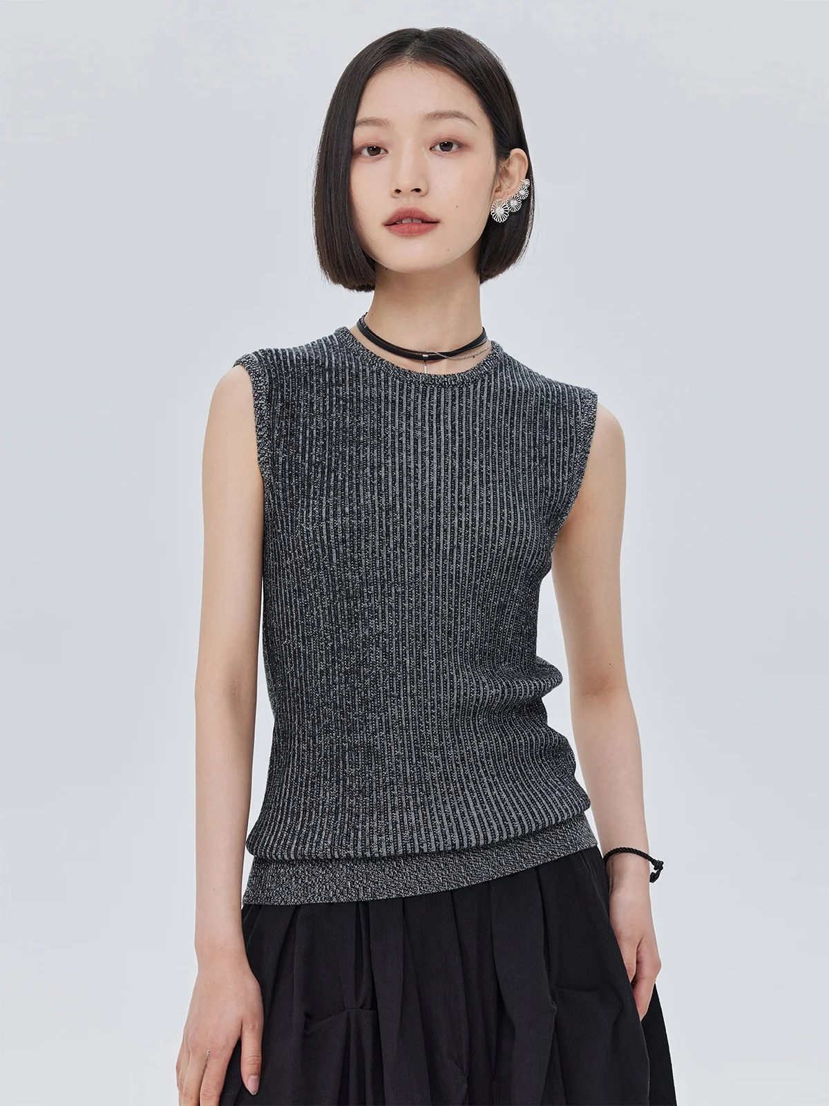 

Женский летний жилет из смесовой шерсти с круглым вырезом, повседневный, приталенный, для города, модный, новый дизайн 2025 года