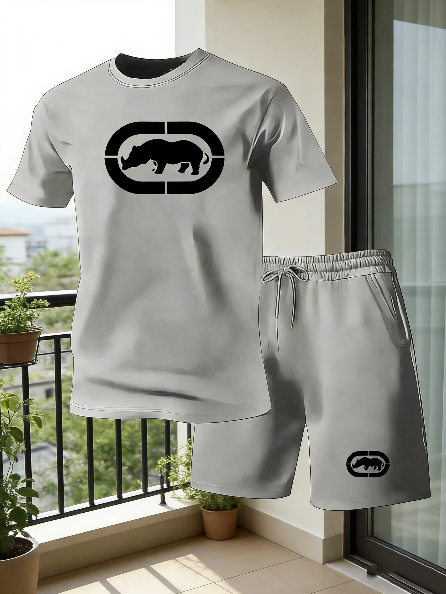 Conjunto Esportivo Masculino de Verão Respirável com Camiseta de Gola Redonda e Calças Curtas Leves e Confortáveis