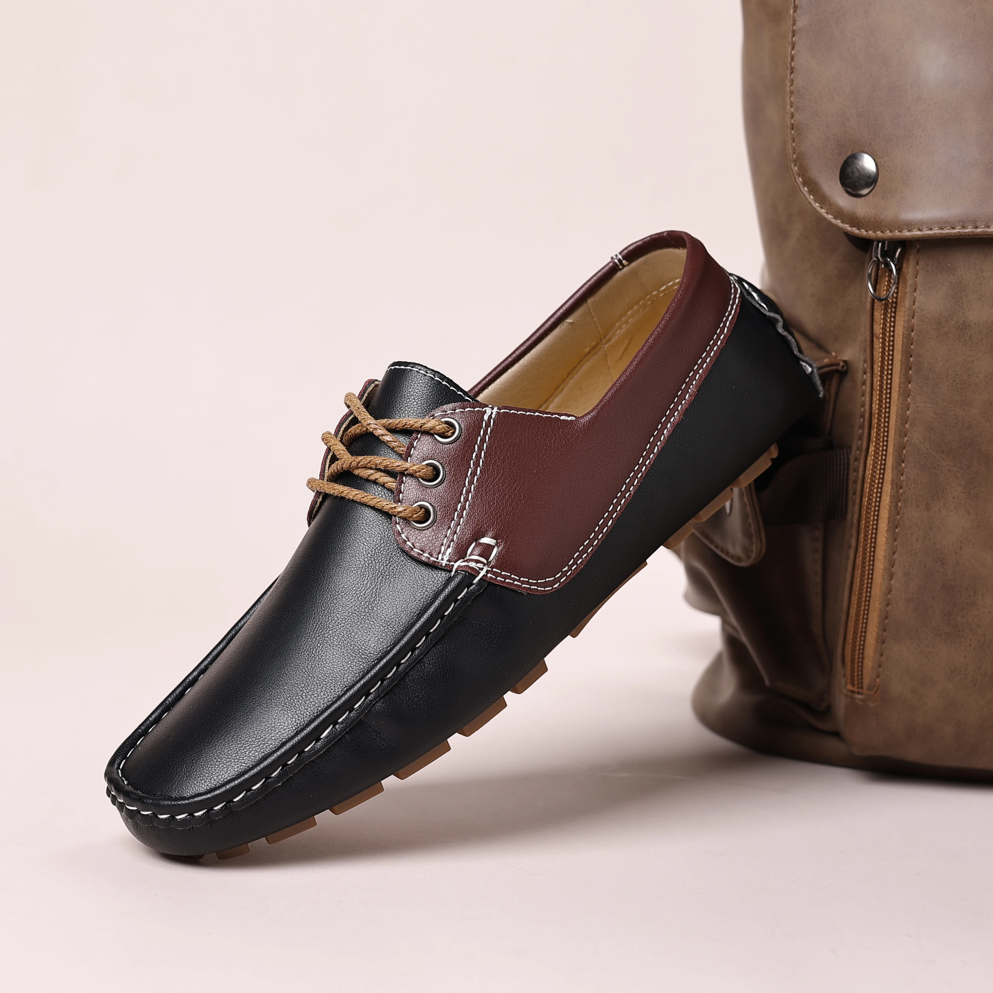 2026 Summer Men's Daily Casual Loafers Men's Slip-On Style Walking Footwear Men's Outdoor Sturdy and Soft Long-Lasting Footwear