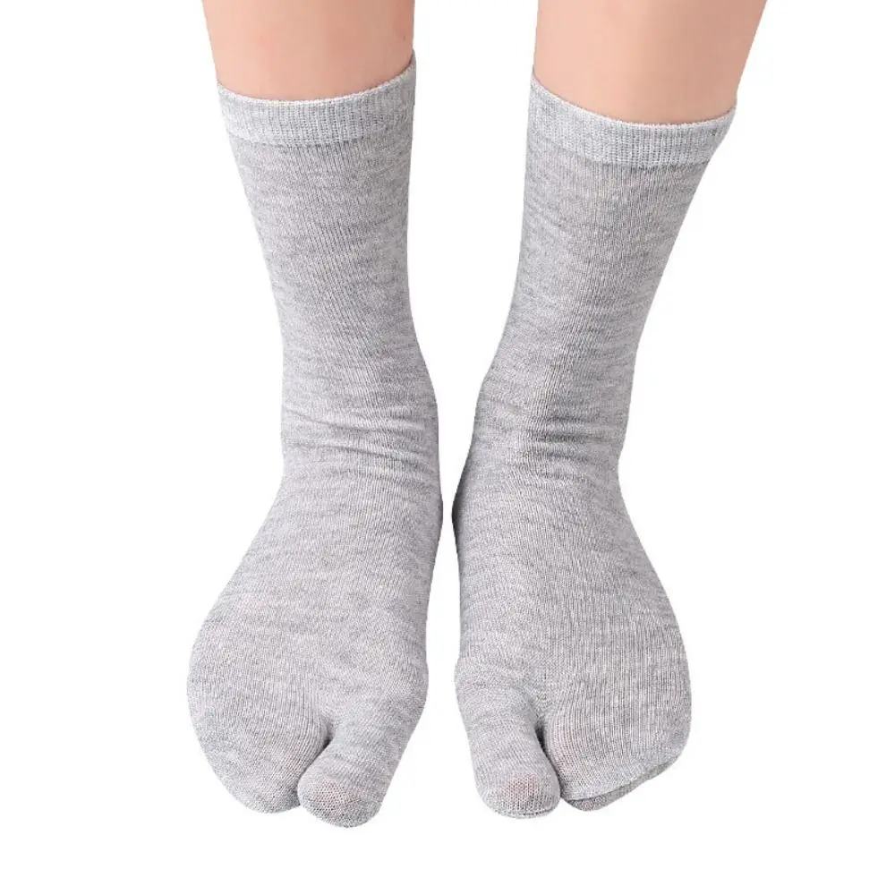 

5Pairs Elastic Anti Slip Two Toed Cotton Socks Business Mid-calf Split Toe Sock Women Men Solid Color Toe Separator Socks Summer
