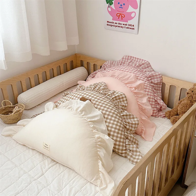 Moon Shape Lattice Baby Pillow Cushion Ruffles Pillow Newborn Babies Accessories Bedding New Born baby room decoration Kid