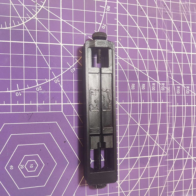 

1PCS Mini Adjuster Axle Vehicle Drive Shaft Adjustment Tool Simple Calibration Modified Accessory for Tamiya 4WD RC Car Model