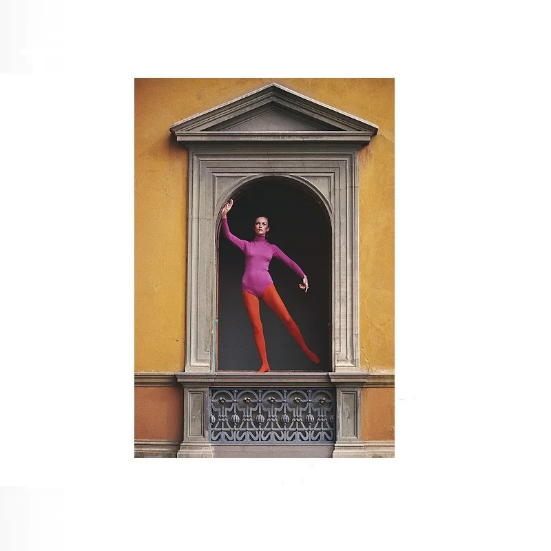 Slim Aarons 'Marie-Louise Scio', Print Art Canvas Poster, Living Room, Home Wall Decor Picture